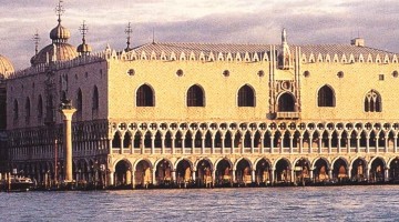 Дворей дожей в Венеции и все его тайны