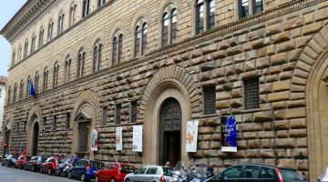 Дворец палаццо Медичи-Риккарди во Флоренции - описание строения