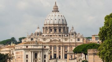 Собор Святого Петра в Риме - чем знаменито древнее сооружение