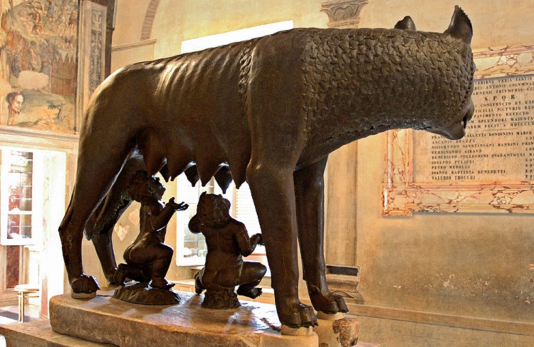 Музеи Рима, и где находится скульптура Капитолийская волчица