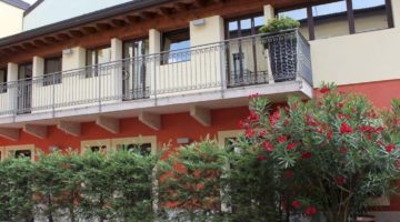 Отели Вероны 2*