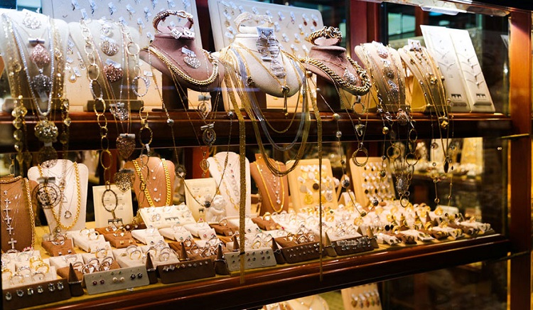 Понте Веккьо - Золотой мост во Флоренции и что можно там купить