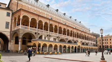Палаццо Делла Раджоне в Падуе - чем знаменита местная достопримечательность