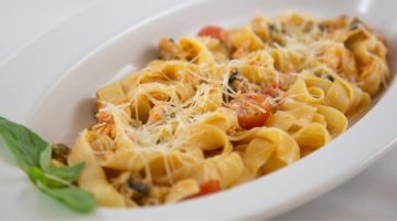 Фетучини с морепродуктами - рецепт приготовления итальянского блюда