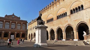 Площадь Кавур в Римини - немного истории о достопримечательном месте