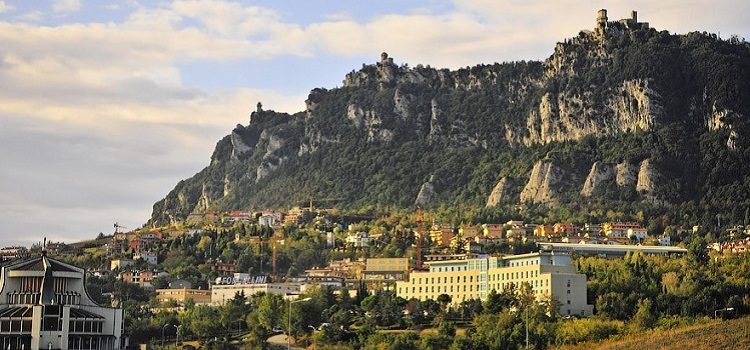 Гора Монте-Титано в Сан-Марино - описание достопримечательности города