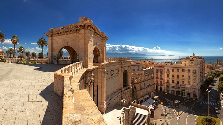 Как выглядит город Кальяри - описание достопримечательностей с фото