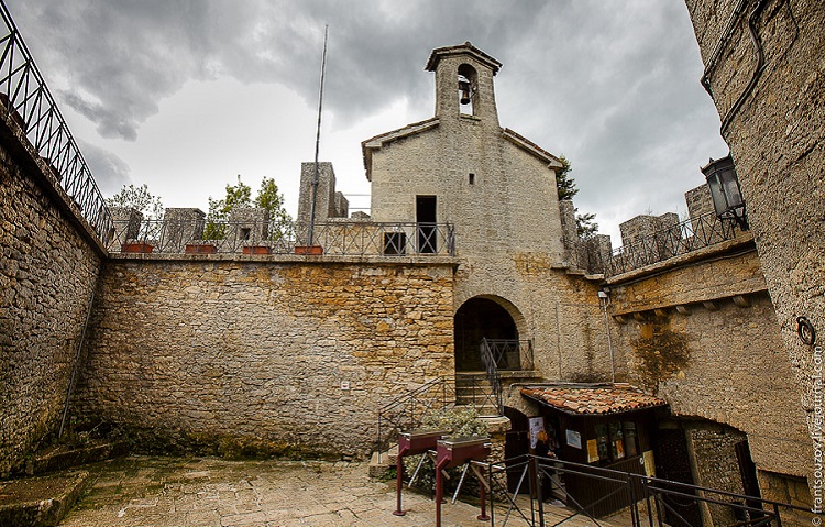 Ла Честа - знаменитая башня республики Италии - Сан-Марино