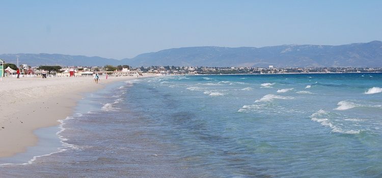 Пляжи Кальяри - обзор самых лучших мест города